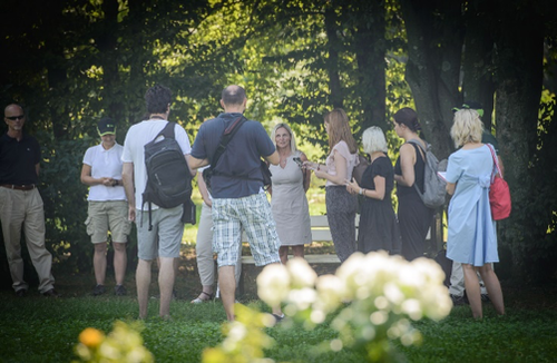 <p>	 Ekipo Strokovne službe Krajinskega parka sestavljamo (od leve proti desni): Andrej Verlič – vodja službe, Luka Šparl, Mateja Nose Marolt in Saša Vochl; Foto: Bojan Stepančič (Arhiv TRŠh)</p>