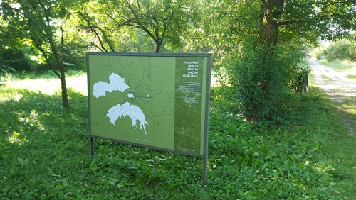 <p>
	Ogledali si bomo razstavo s predstavitvijo vseh štirih krajinskih parkov v Mestni občini Ljubljana.<br>
</p>
<p>
	Foto: Mateja Nose Marolt
</p>